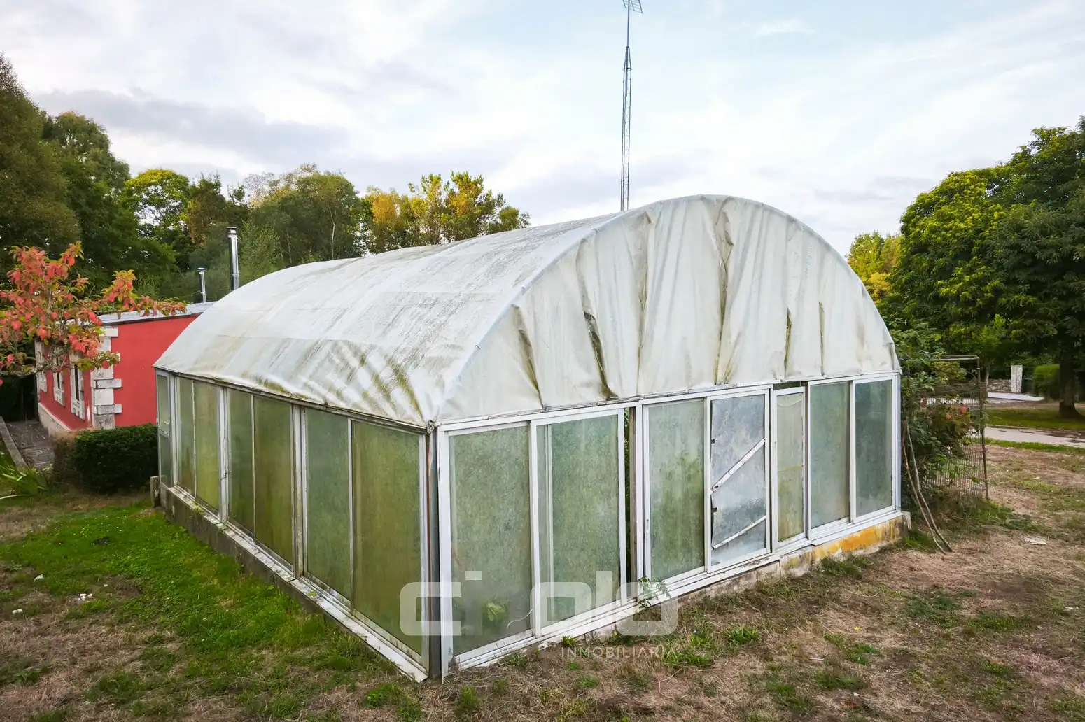 Garden of Houses for sale in Friol