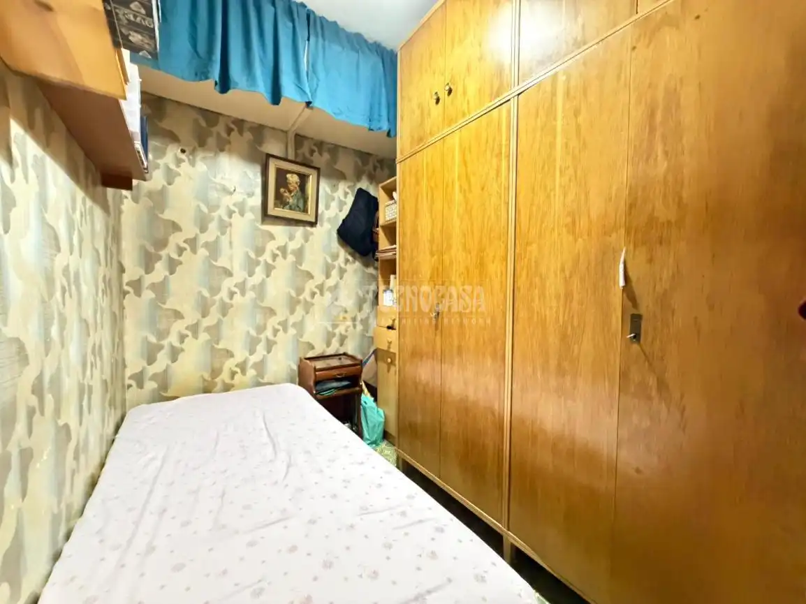 Habitación de Piso en venta en Barcelona con Calefacción y Balcón