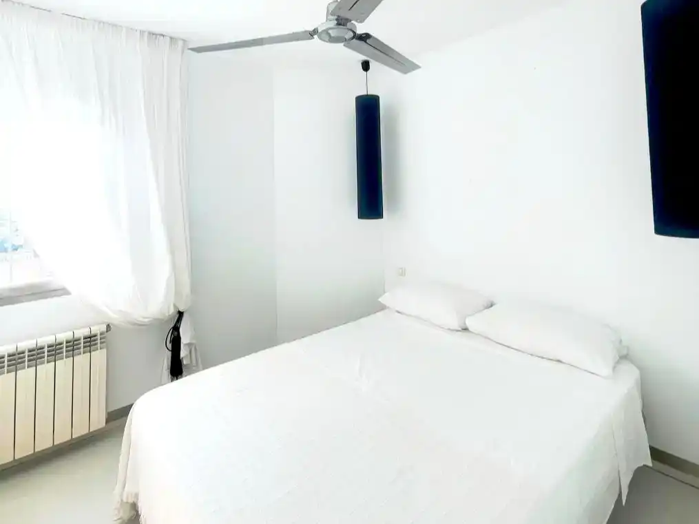 Bedroom of Flat for rent in Eivissa