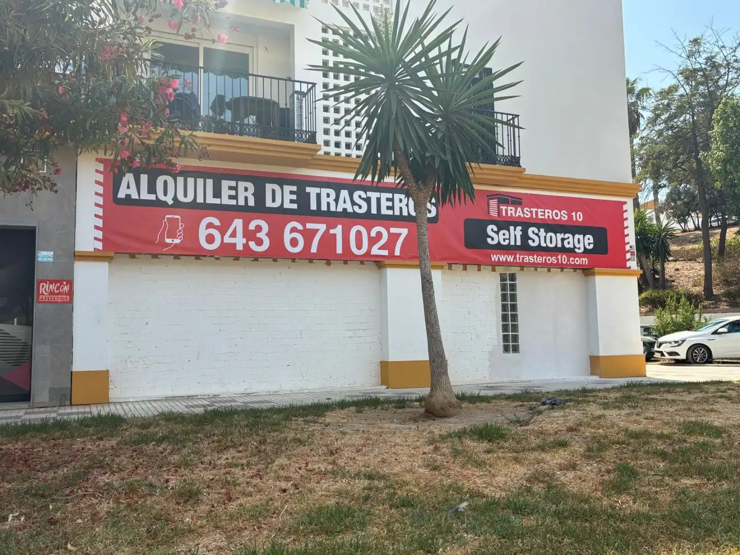 Vista exterior de Trastero de alquiler en Vélez-Málaga con Alarma