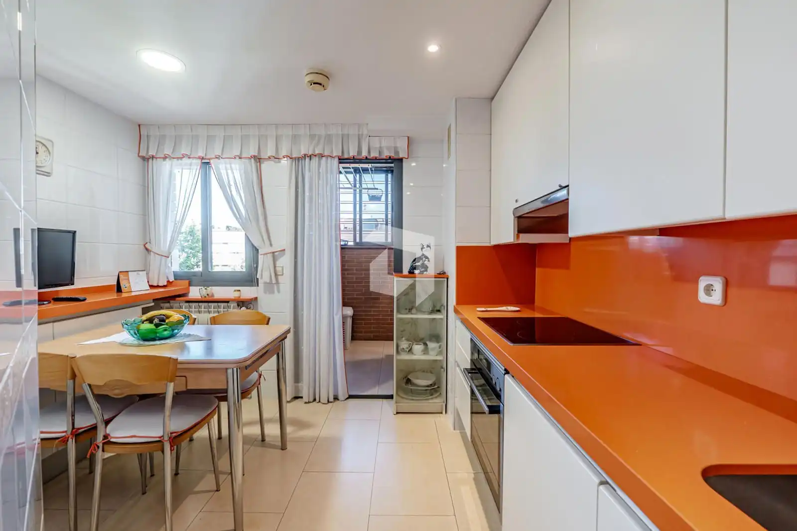 Cocina de Ático en venta en Pozuelo de Alarcón con Aire acondicionado, Calefacción y Terraza