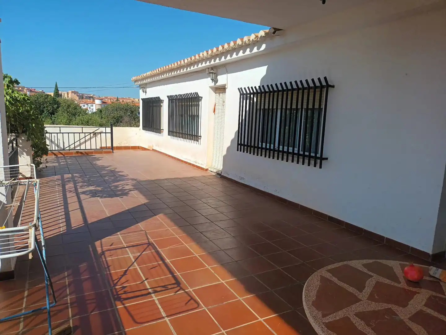 Detached house with pool for sale in Calle Legado Andalusí, imagen 2