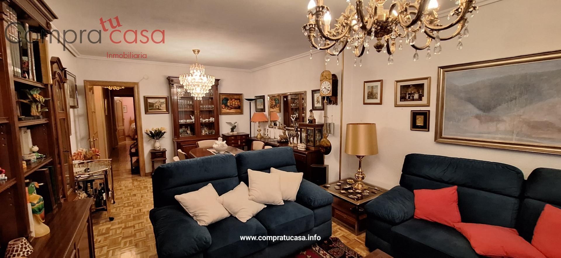 Living room of Flat for sale in Segovia Capital  with Heating, Parquet flooring and Terrace