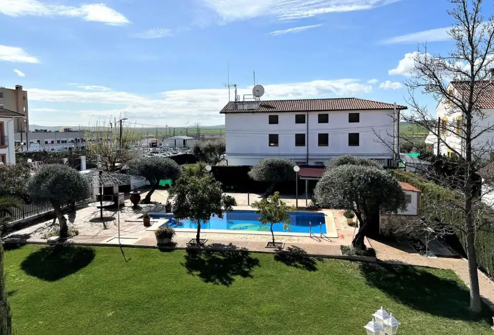 Chalet con piscina en venta en Don Benito, imagen 8