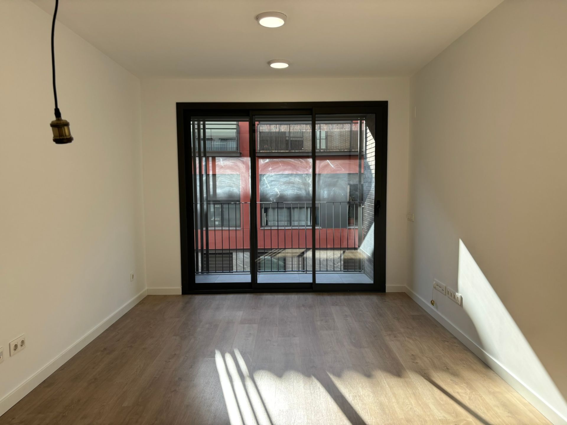 Bedroom of Flat to rent in Sabadell  with Parquet flooring, Oven and Microwave