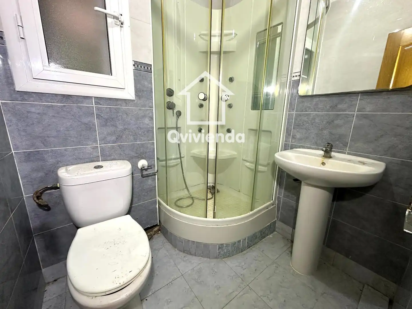 Badezimmer von Wohnung zum Verkauf in Creu Alta - Puiggener