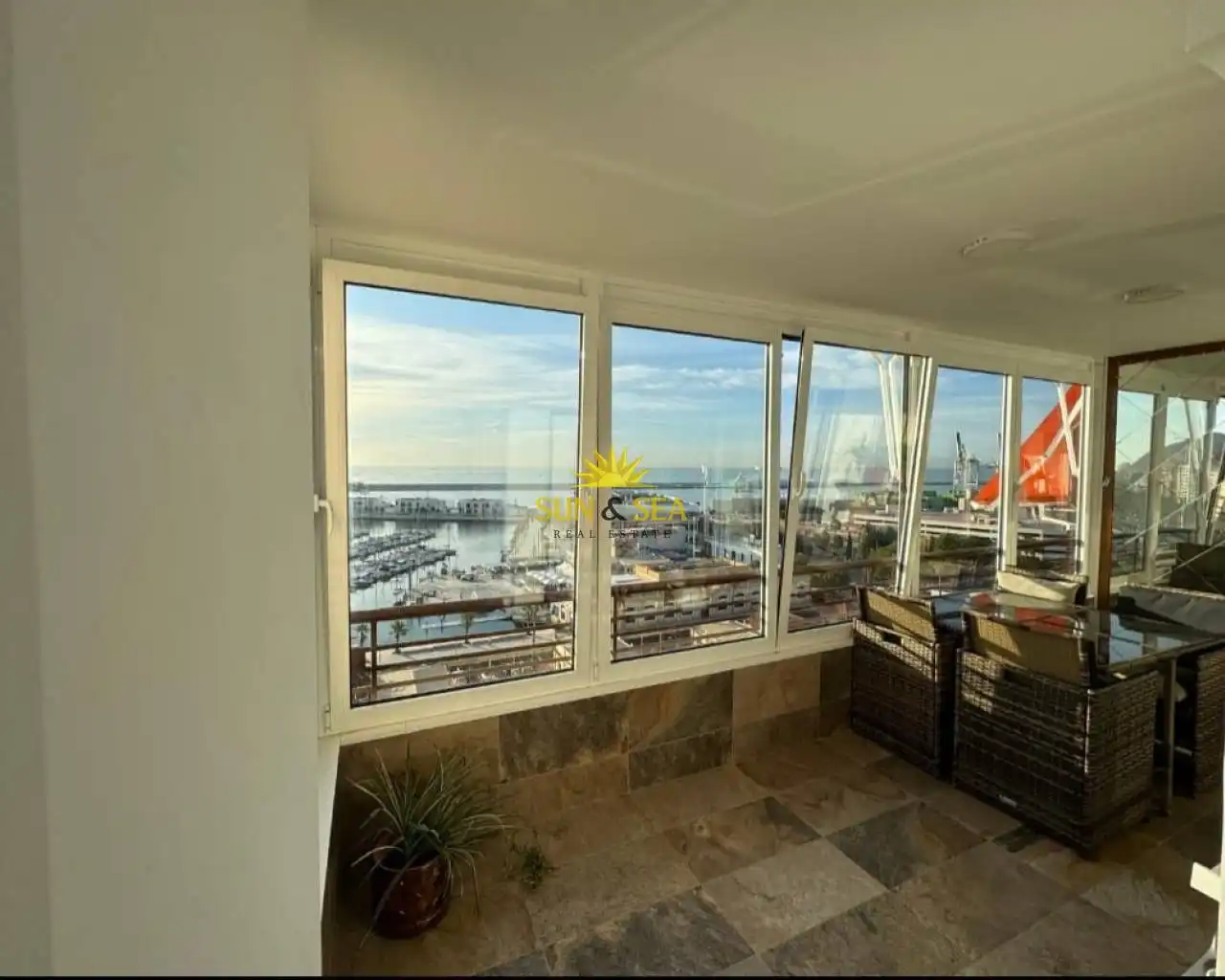 Apartamento con terraza en venta en Centro, imagen 3