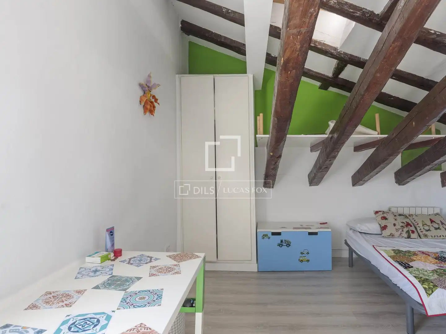 Schlafzimmer von Dachboden zur Miete in Villar y Velasco mit Klimaanlage und Möbliert