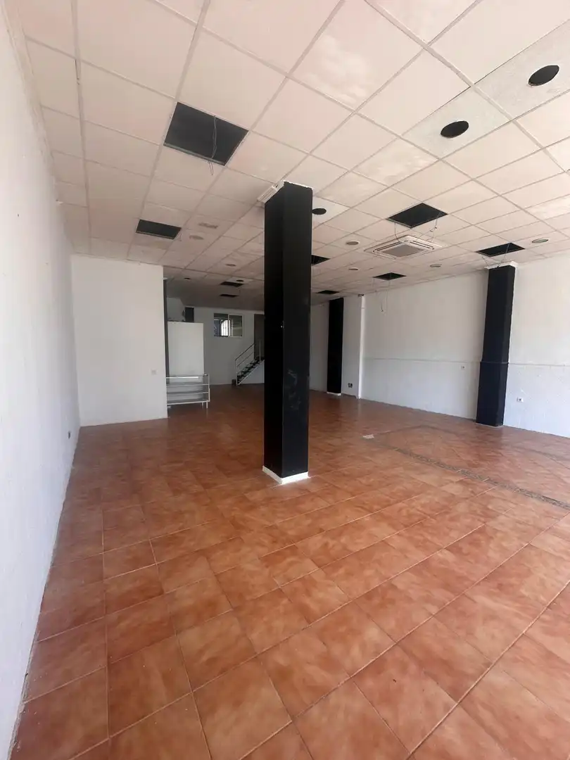 Local commercial à vendre à Calle PARE MENDEZ, imagen 3