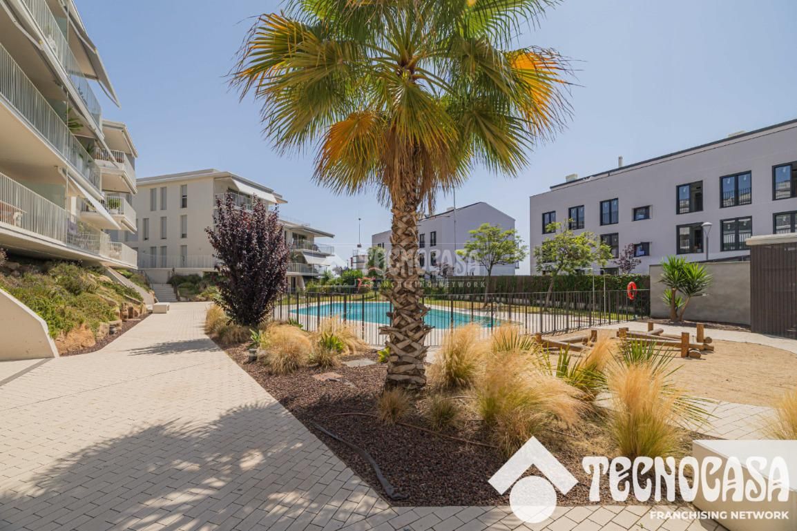 Flat for sale in Califòrnia - Santa Madrona  , El Masnou
