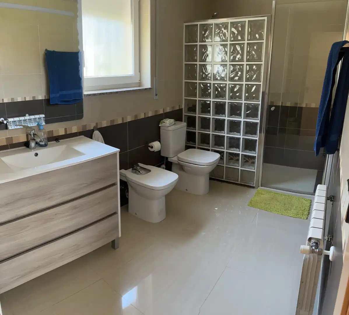 Bany de Casa o xalet en venda en Lloret de Mar amb Aire condicionat, Calefacció i Jardí privat