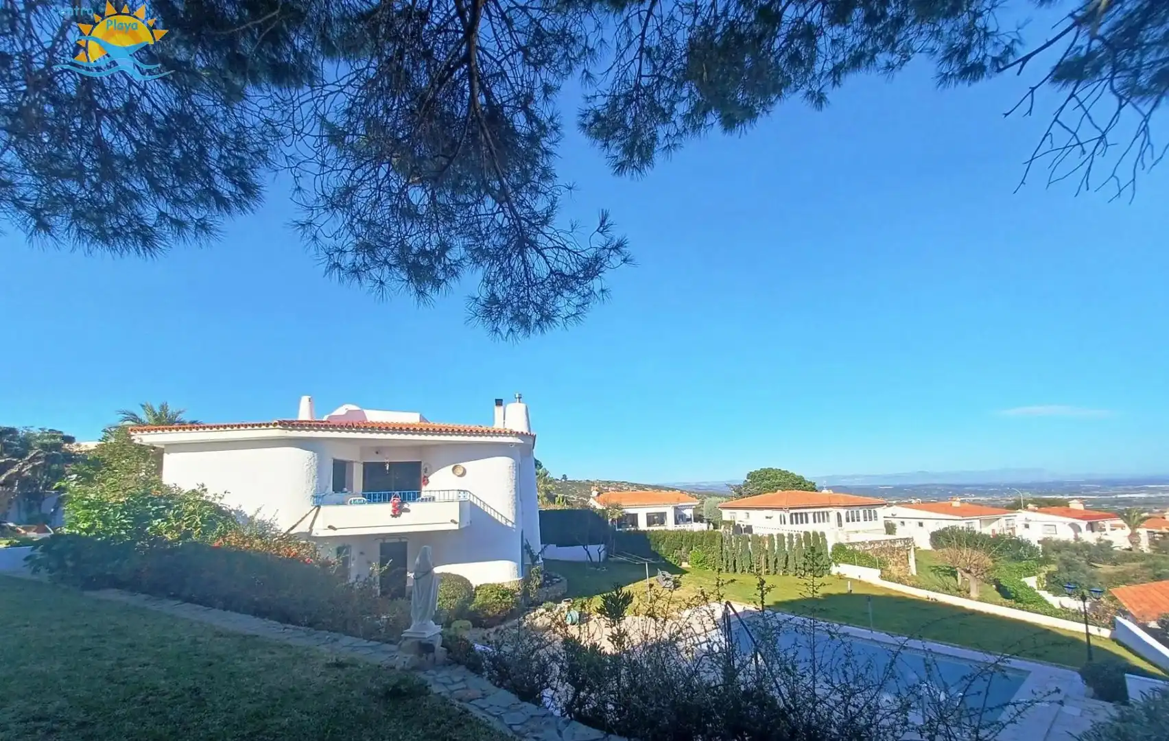 Villa avec piscine à vendre à Costa Sur