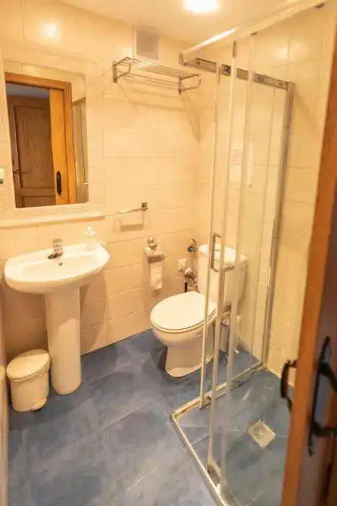 Baño de Casa o chalet en venta en Val de San Vicente  con Terraza
