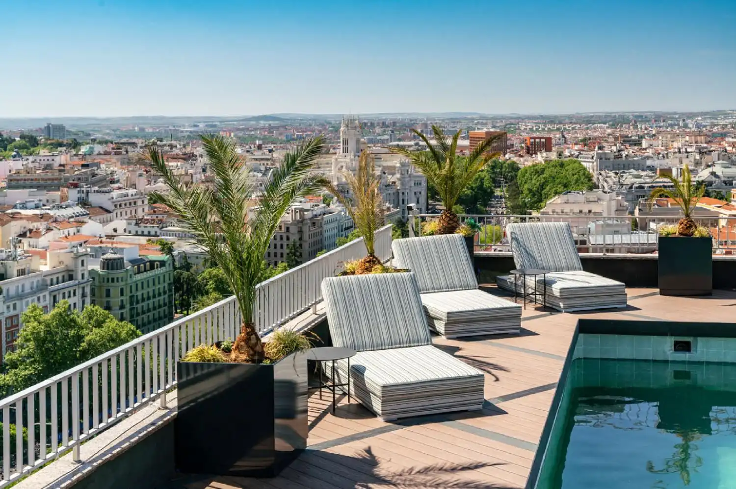 Terrace of Flat for sale in Madrid  with Air Conditioner, Heating and Community pool
