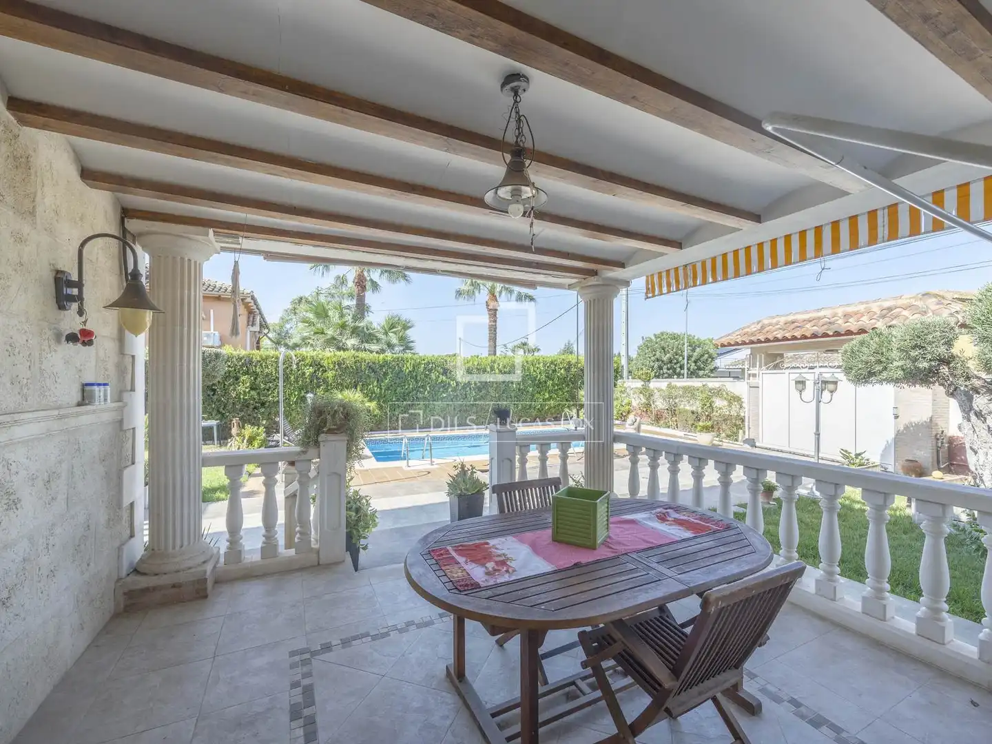 Terrace of Houses for sale in La Pobla de Vallbona  with Air Conditioner, Heating and Private garden