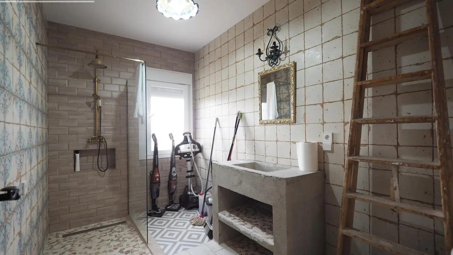 Bathroom of Houses for sale in Tomelloso  with Air Conditioner and Furnished