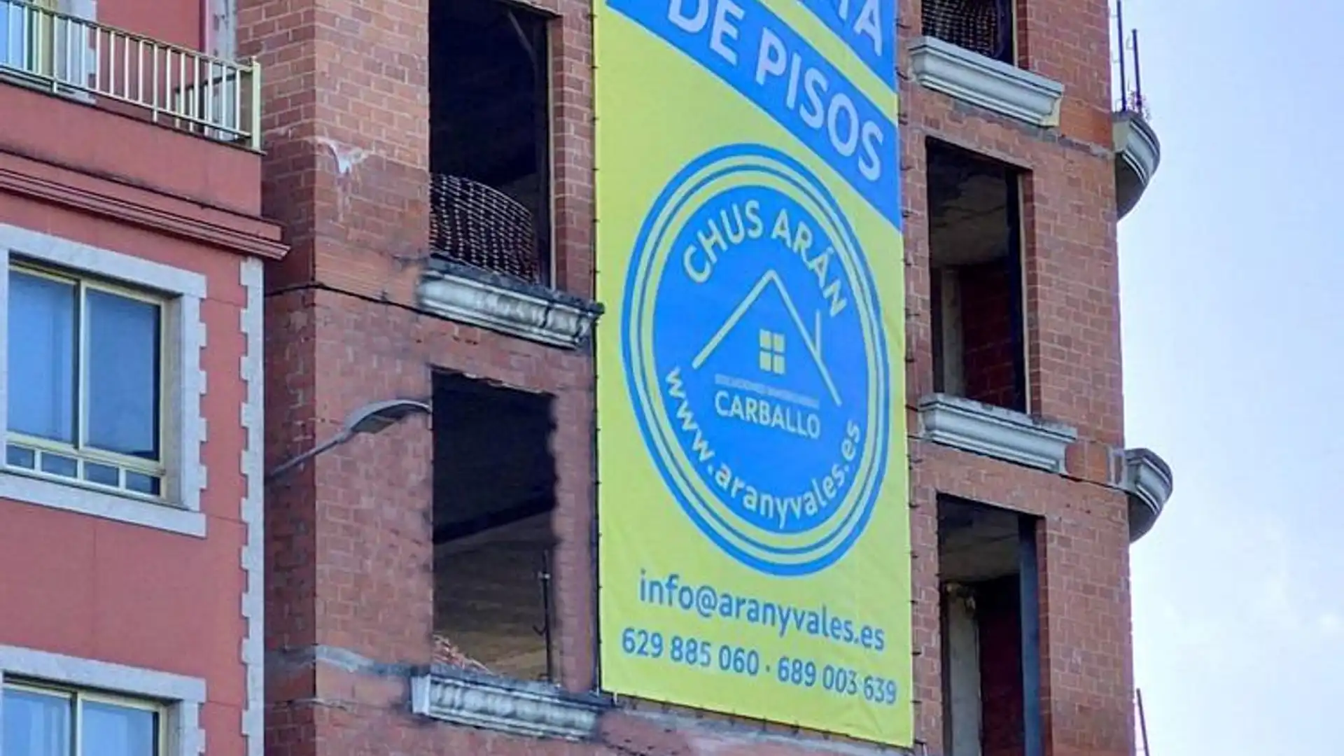 Pis en venda a Calle de Enrique Labarta Pose, Carballo