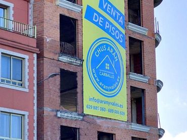 Flat with lift for sale in Calle de Enrique Labarta Pose