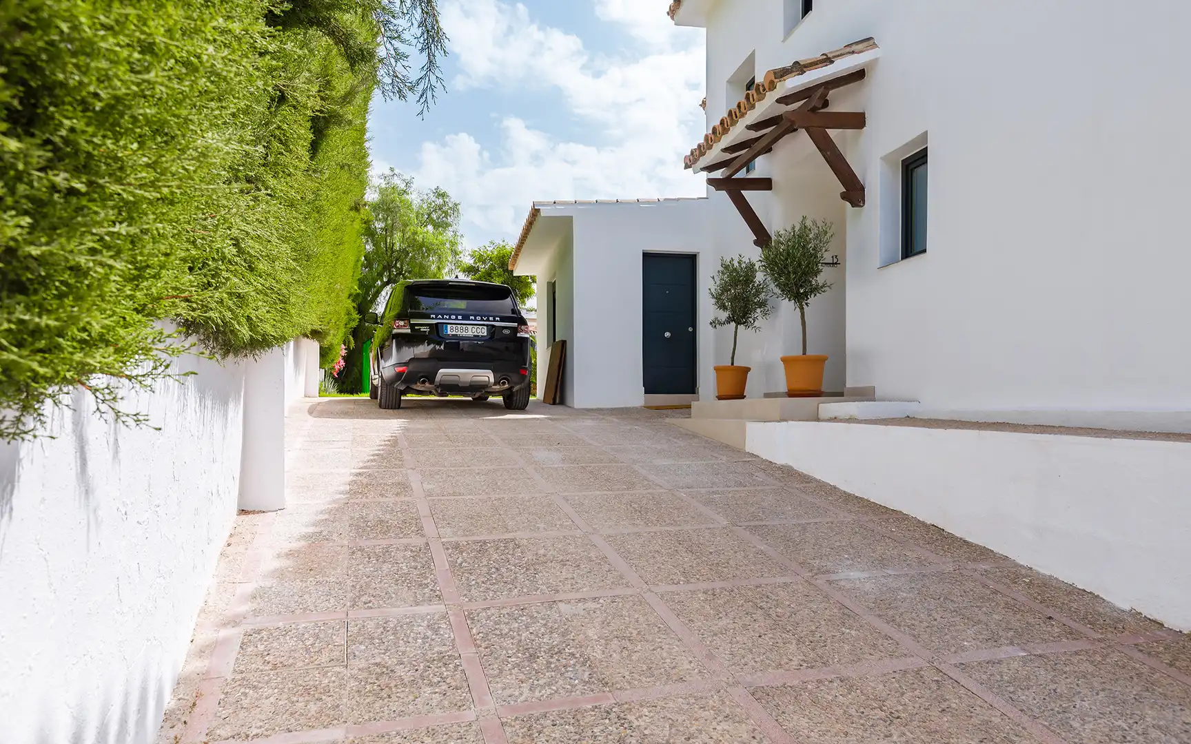 Vista exterior de Casa o chalet en venta en Marbella con Aire acondicionado, Jardín privado y Terraza