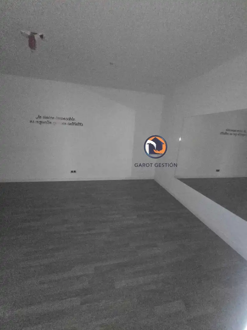 Local en venda en Alcorcón amb Aire condicionat, Calefacció i Parquet