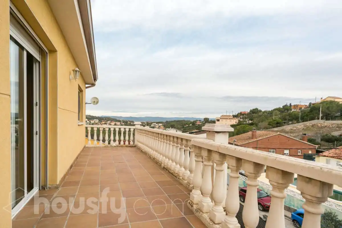 Casa o xalet en venda a Carrer de la Figuera, Olèrdola