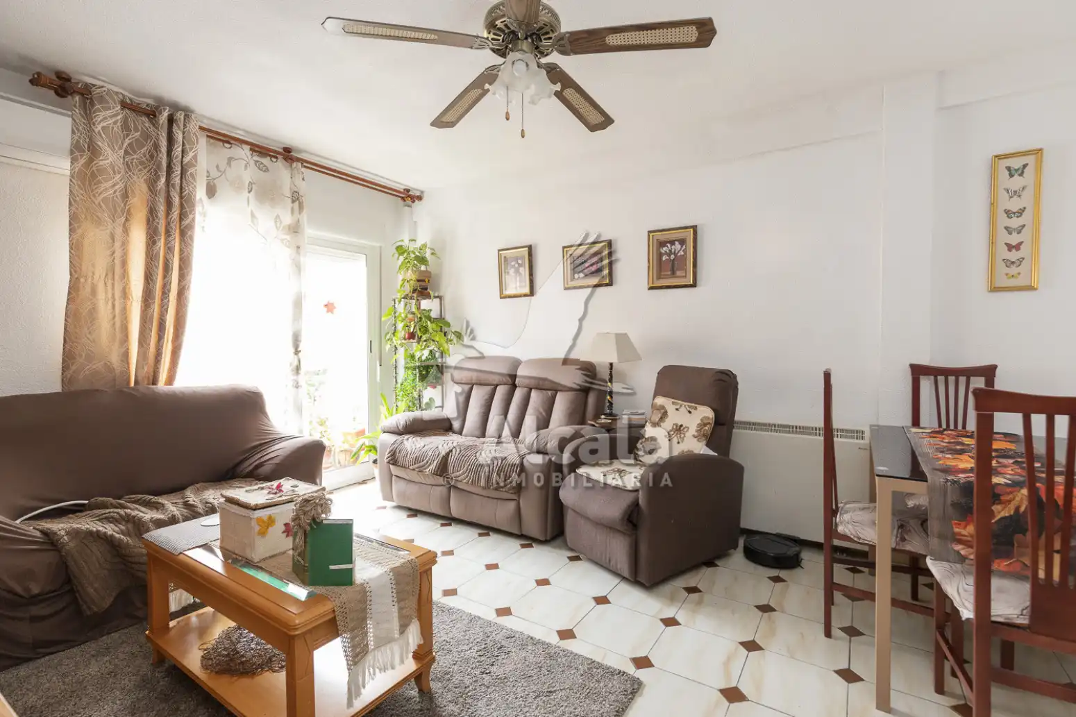 Sala de estar de Piso en venta en Alcalá de Henares con Calefacción, Terraza y Trastero