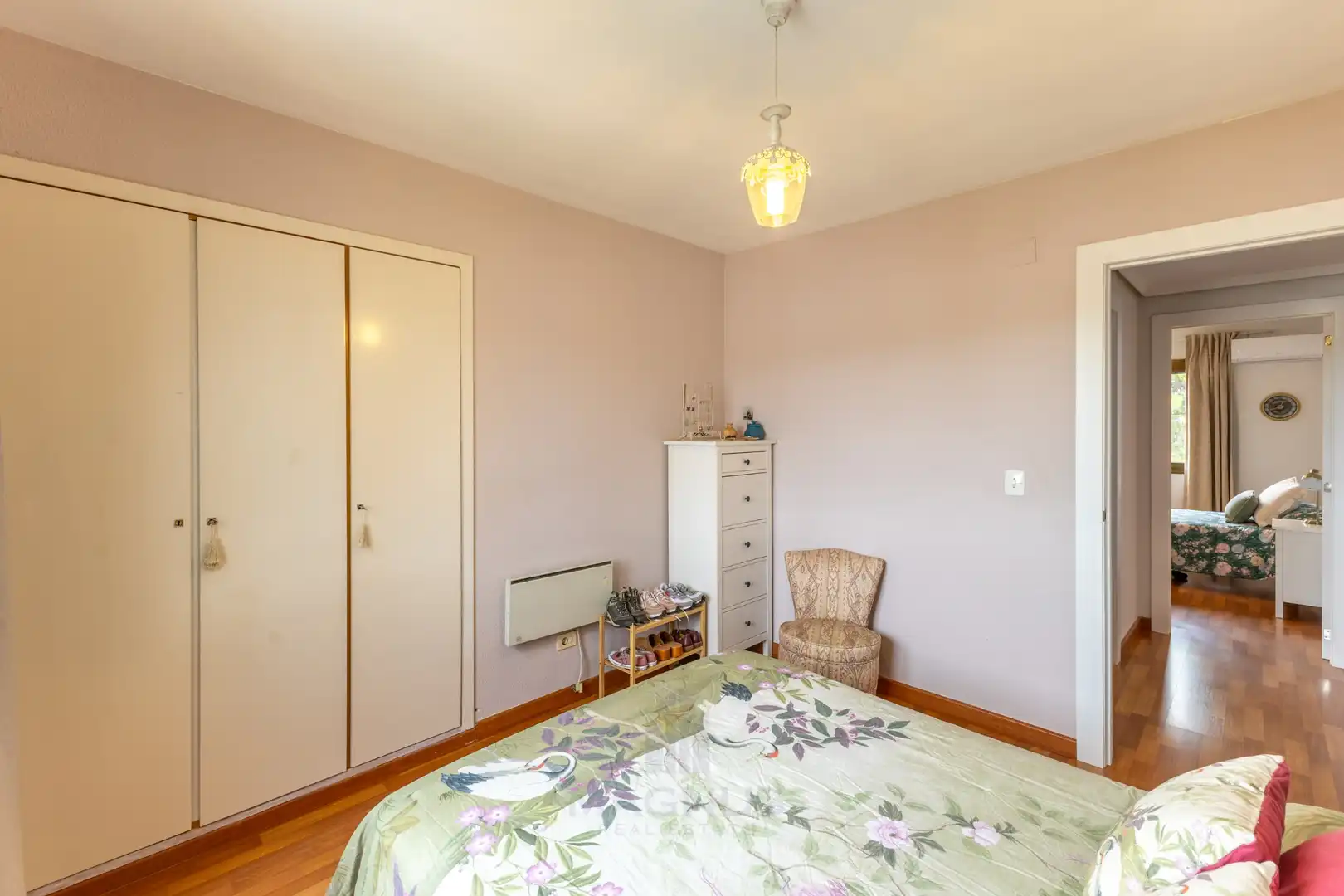Dormitori de Apartament en venda en Serra, Valencia