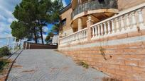 Vista exterior de Casa o xalet en venda en Castellar del Vallès amb Terrassa