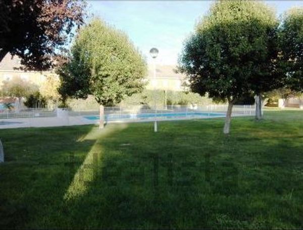Piscina de Casa o chalet en venta en Ciudad Real Capital con Aire acondicionado, Calefacción y Jardín privado