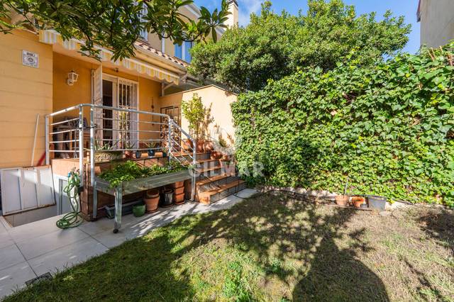 Casa adosada en Venta en Salvador