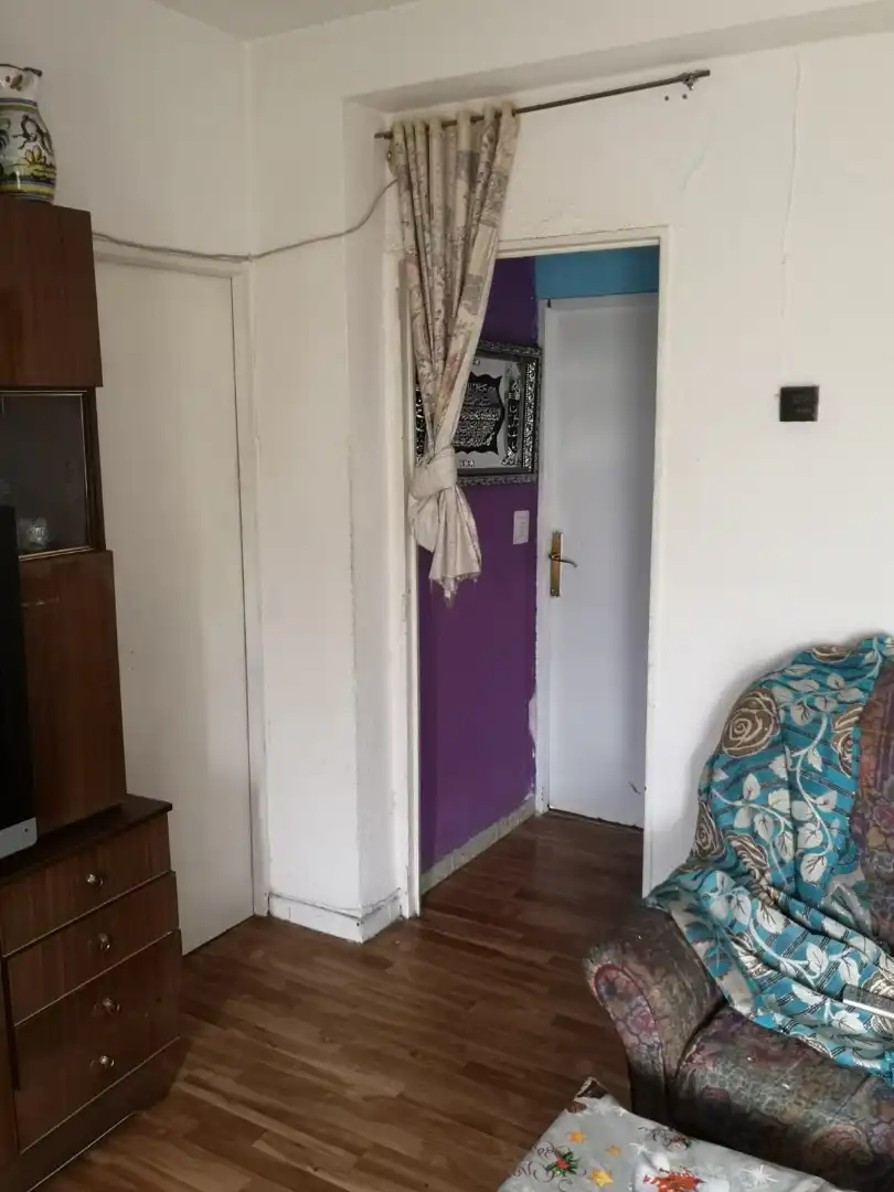 Habitación de Piso en venta en Madrid con Amueblado