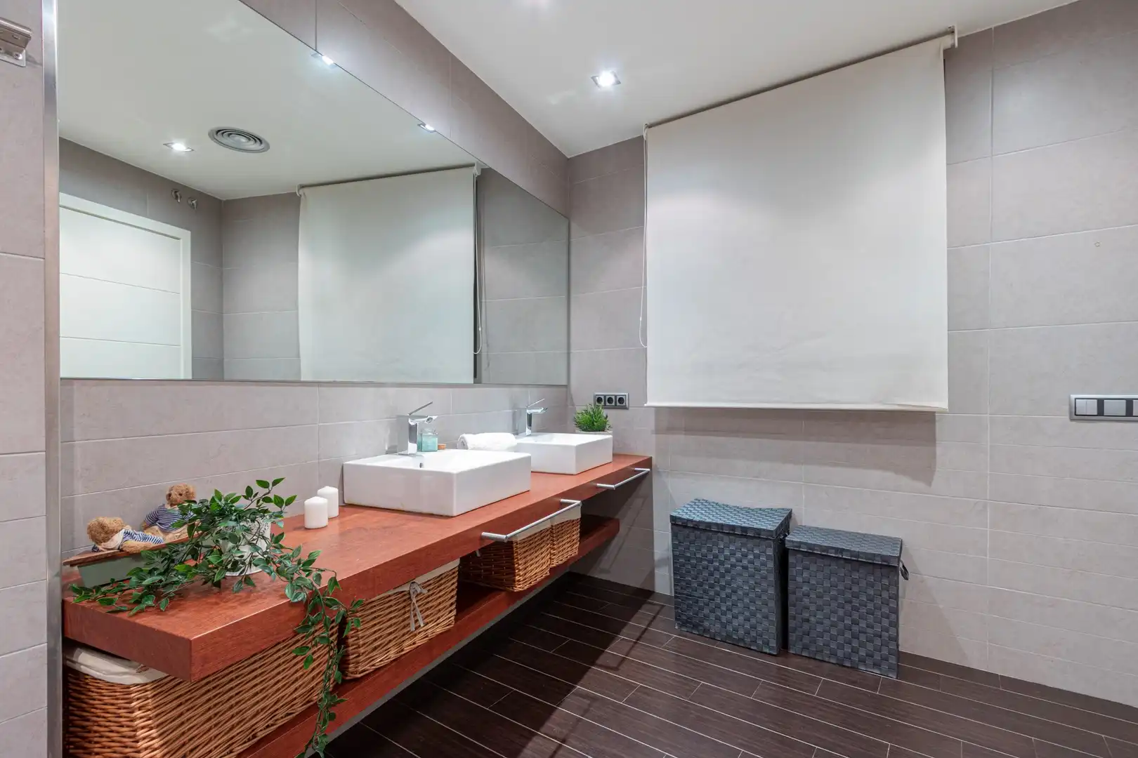 Bathroom of Attic for sale in Figueres  with Heating, Terrace and Furnished