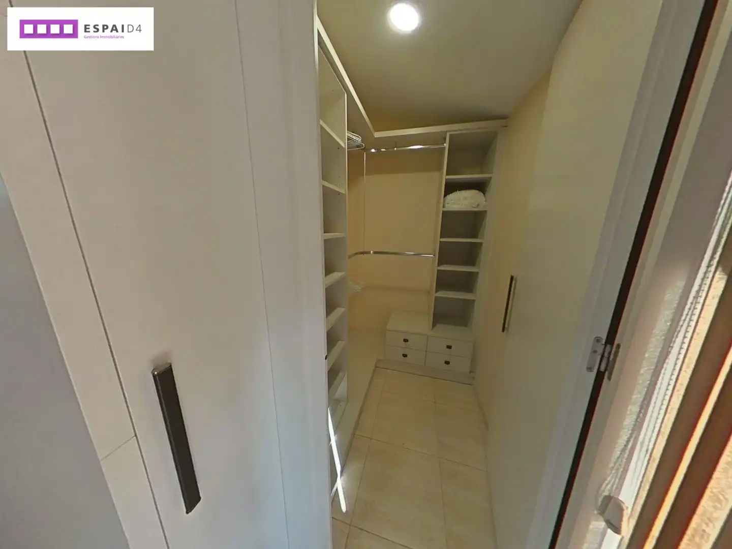 Habitación de Ático en venta en Ripollet con Aire acondicionado, Calefacción y Terraza