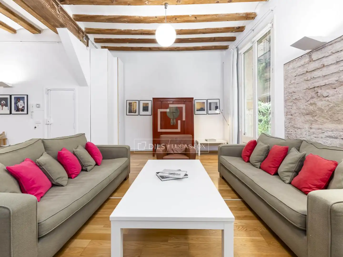 Wohnzimmer von Wohnung zum Verkauf in Barcelona mit Klimaanlage, Heizung und Parkett