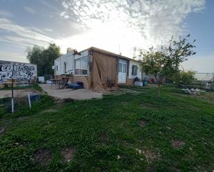 Vista exterior de Casa o xalet en venda en Huévar del Aljarafe amb Terrassa i Traster