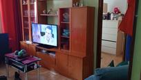 Sala d'estar de Pis en venda en  Madrid Capital