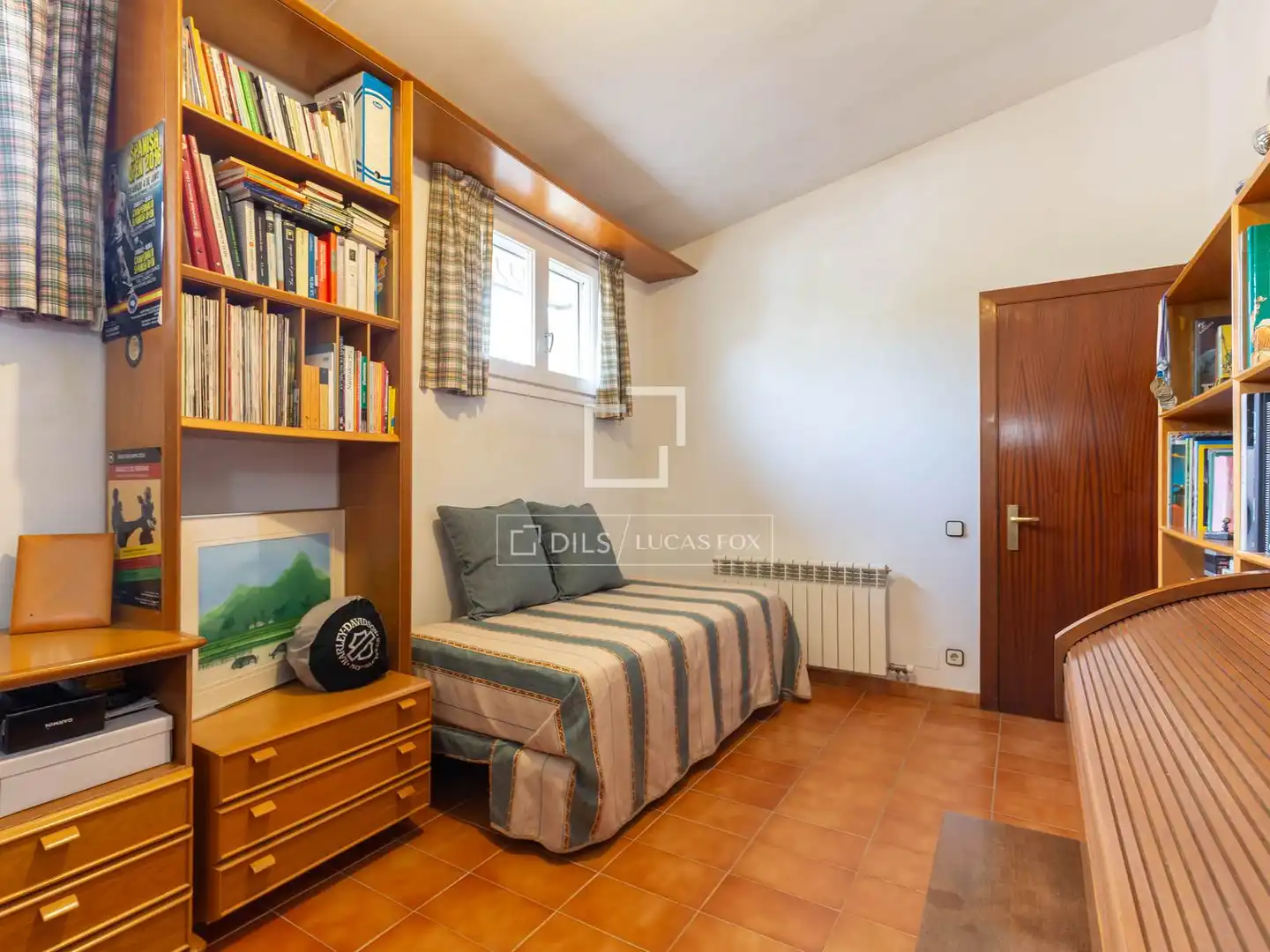Dormitori de Casa o xalet en venda en Sant Just Desvern amb Calefacció, Jardí privat i Terrassa