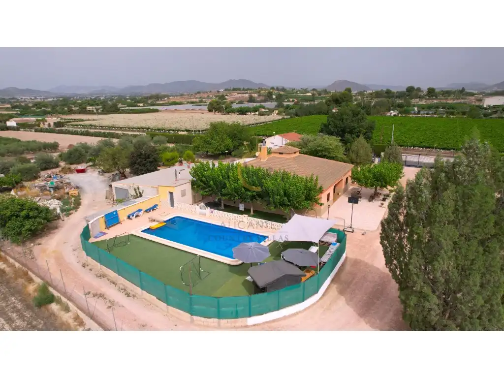 Xalet amb piscina en venda a Poligono 23 Paraje 148 Loma Campet, imagen 2