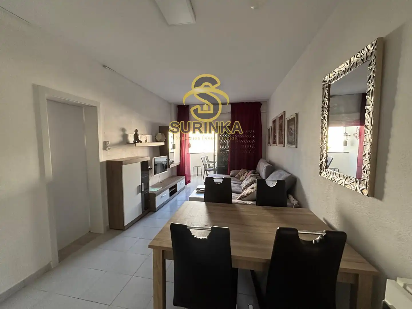 Sala de estar de Apartamento de alquiler en San Bartolomé de Tirajana con Terraza, Piscina y Piscina comunitaria