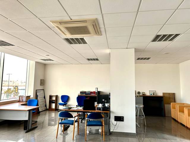 Oficina en Alquiler en Avenida de José Ortega y Gasset en Distrito Zeta - Recinto Ferial Cortijo de Torres