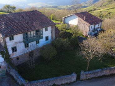 Casa en venda a Campoo de Yuso