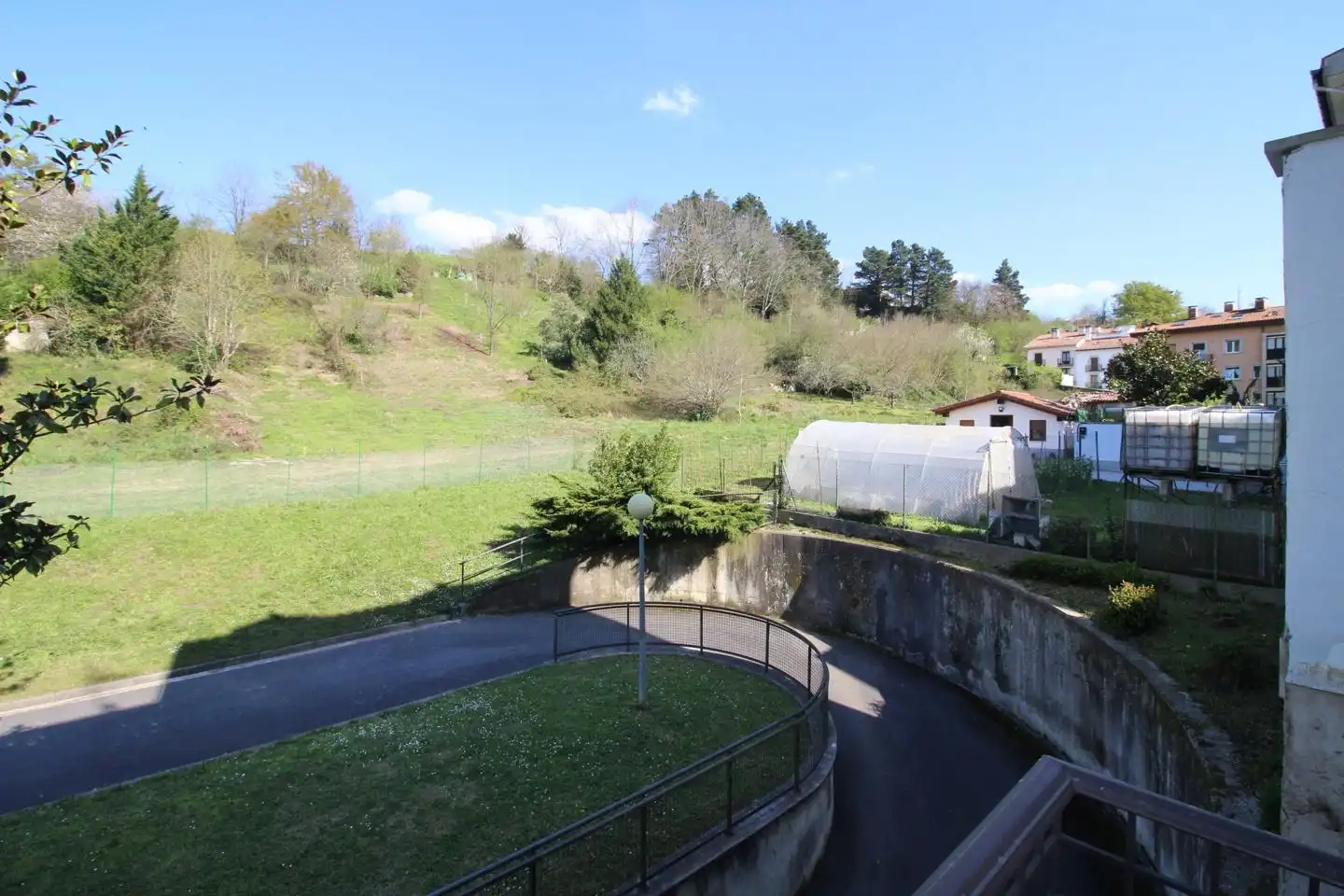 Vista exterior de Piso en venta en Oñati con Calefacción, Trastero y Balcón
