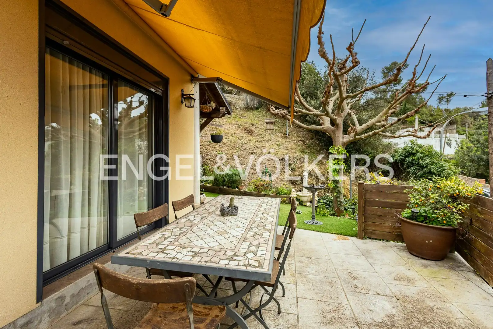 Casa con jardín en venta en Torrelles de Llobregat, imagen 4