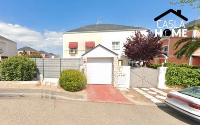 Vista exterior de Casa o xalet en venda en Ugena amb Aire condicionat i Terrassa