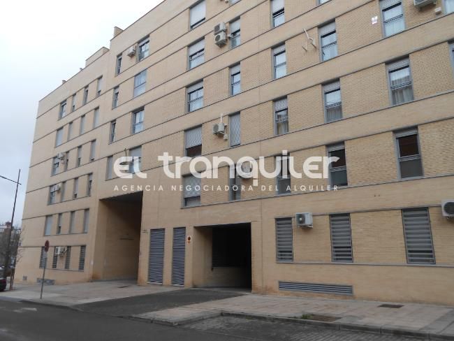 Exterior view of Flat to rent in Móstoles  with Air Conditioner, Furnished and Washing machine