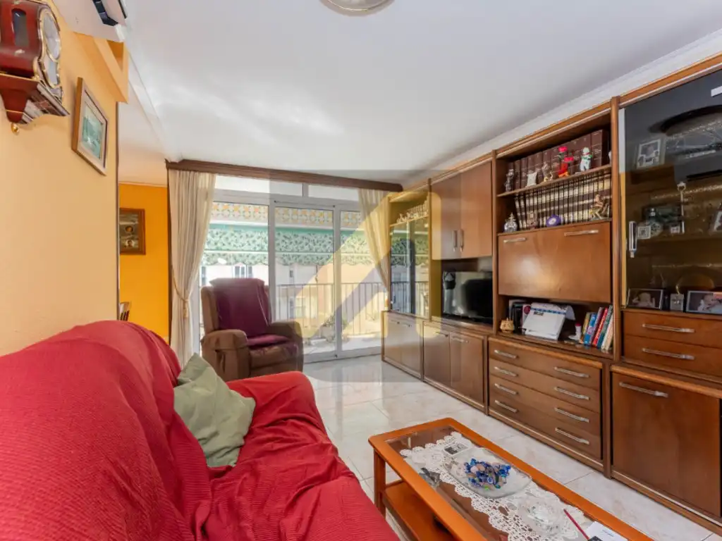 Sala d'estar de Apartament en venda en Barcelona