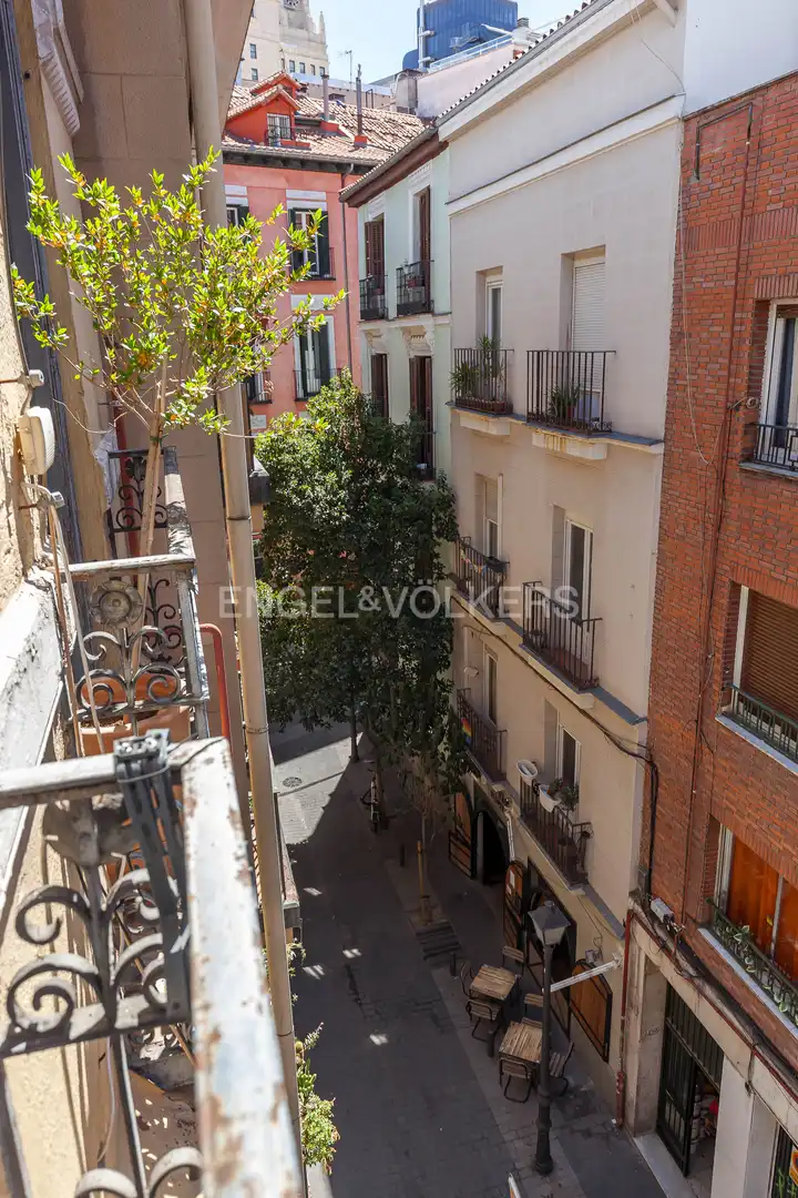 Piso en venta en Universidad - Malasaña