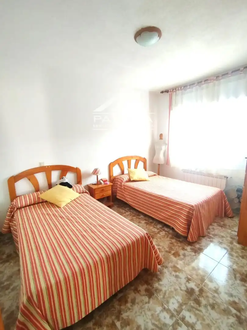 Bedroom of Houses for sale in Méntrida  with Air Conditioner, Heating and Swimming Pool
