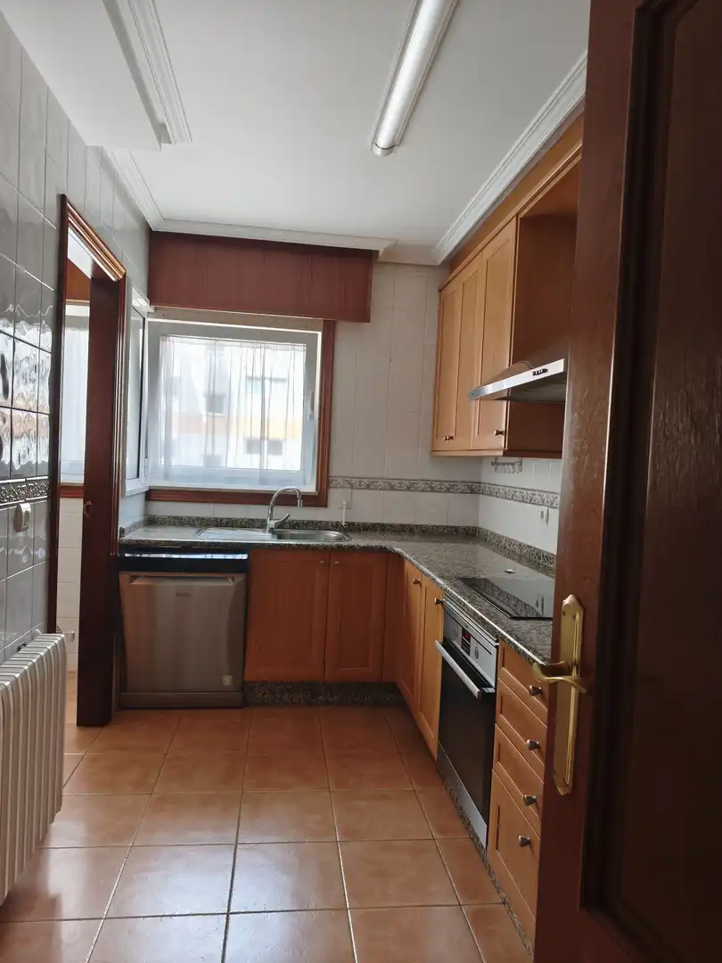 Cocina de Piso de alquiler en Castiñeiriño - Cruceiro de Sar