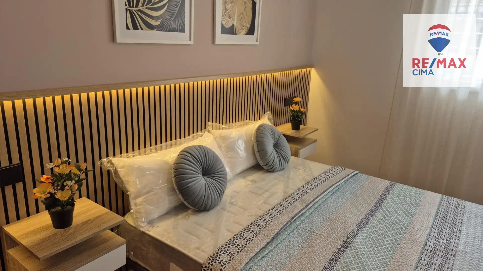 Schlafzimmer von Erdgeschoss zum Verkauf in  Granada Capital mit Klimaanlage und Möbliert